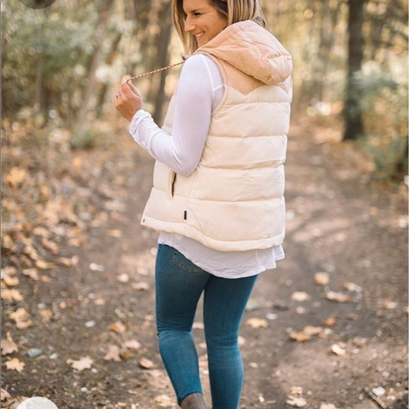 Patagonia Bivy Vest Red Down Hood Puffer L RARE - Picture 12 of 16